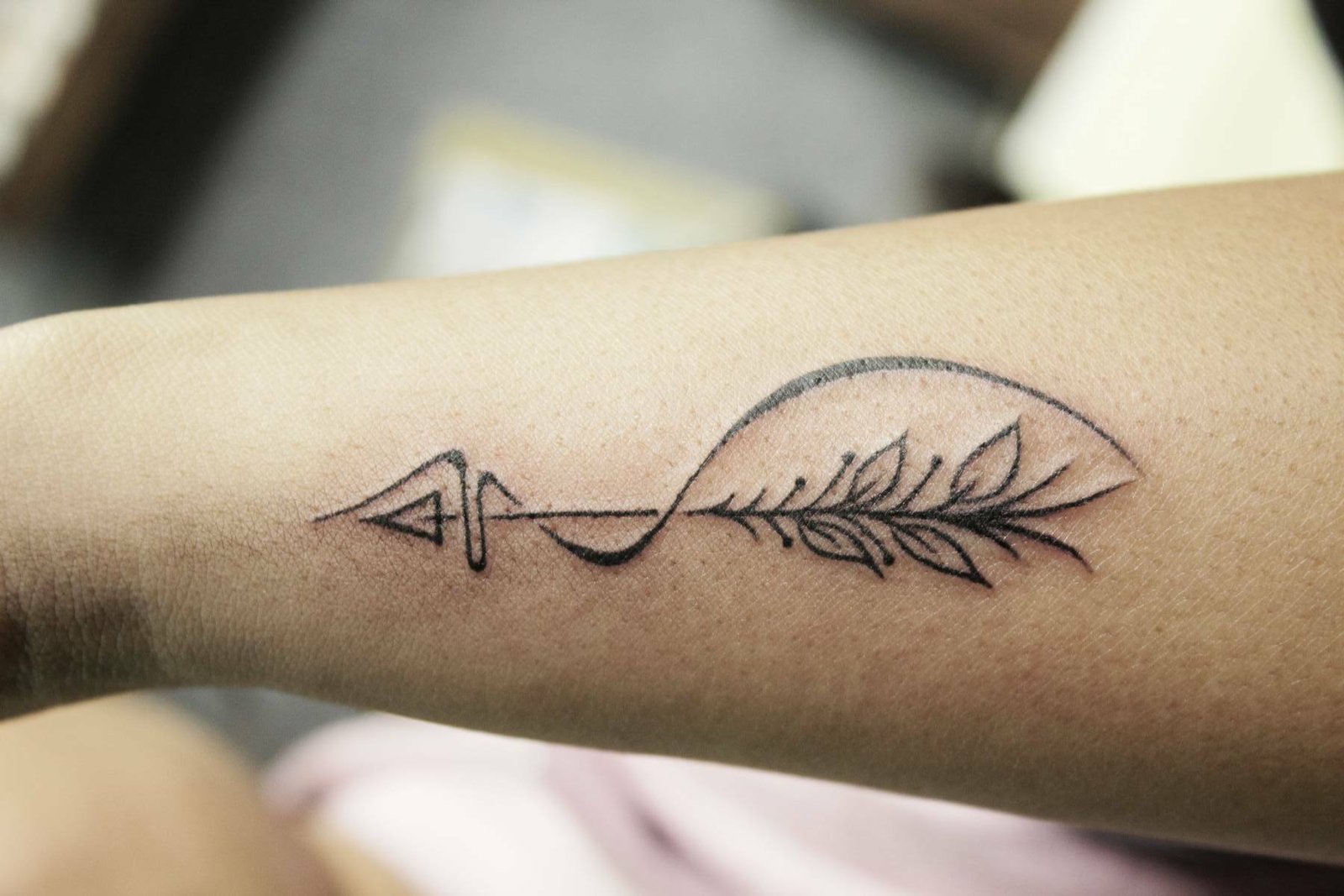 Minimalist Tattoo Ideas & Designs That Prove Subtle Things ...